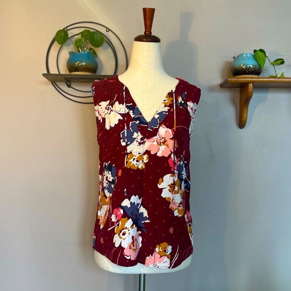Gap Maroon Floral Shirt Tank Blouse Excellent Used Condition - Picture 1 of 4